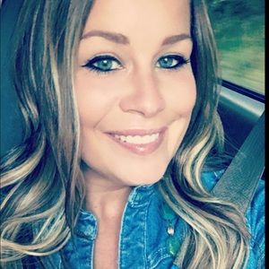 Meet your Posher, Tiffany